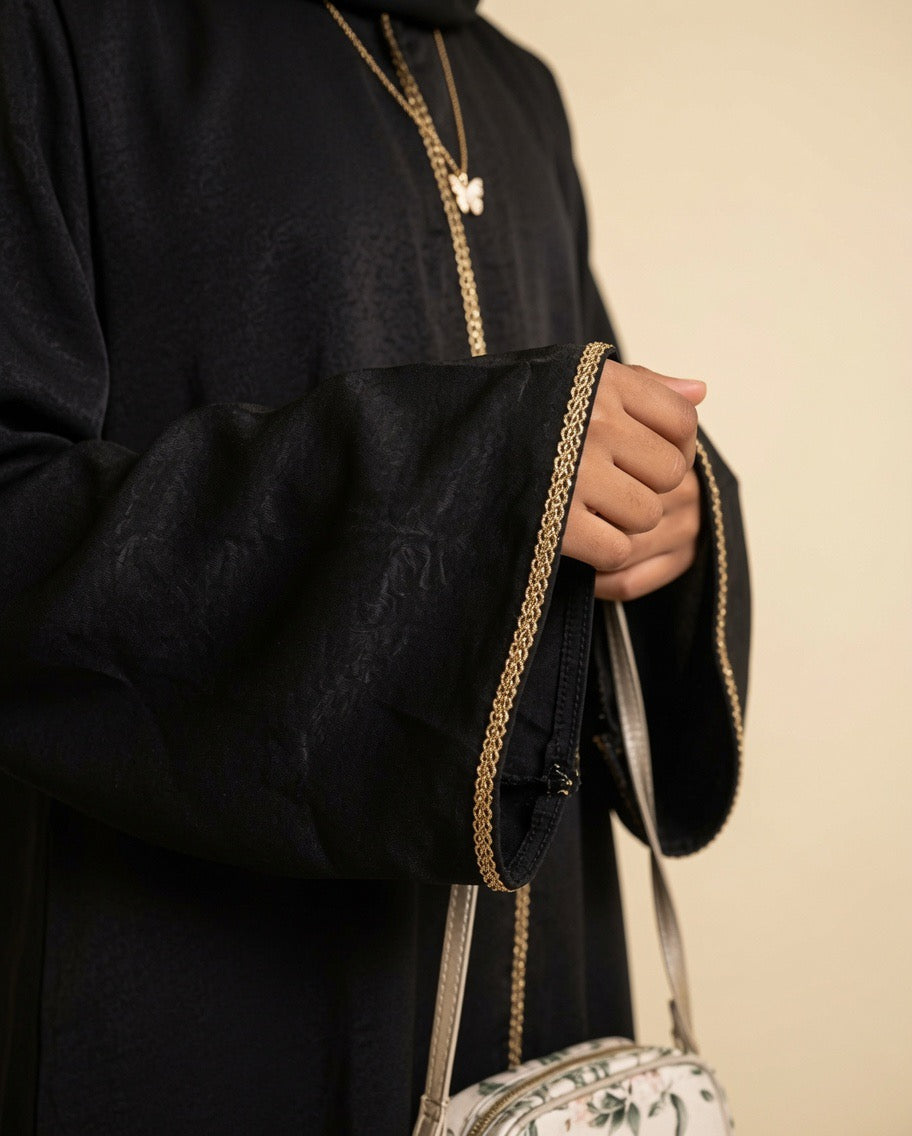 Tasniim Midnight Abaya