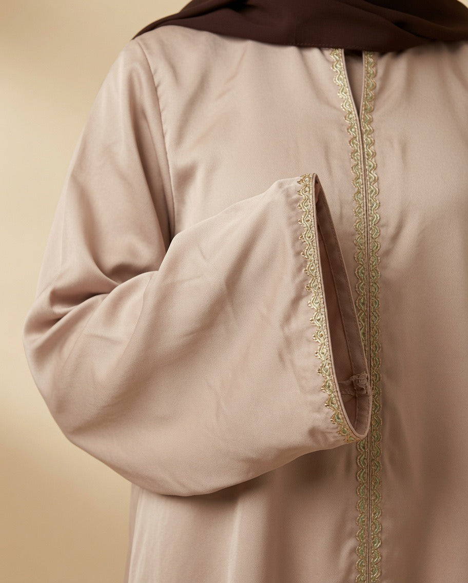 Tasniim Mocha Abaya